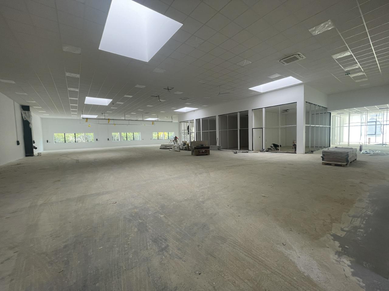 Local d'activité Villebon-sur-Yvette 2465m² Location local d'activité Villebon-sur-Yvette Essonne OLACT2311164 3